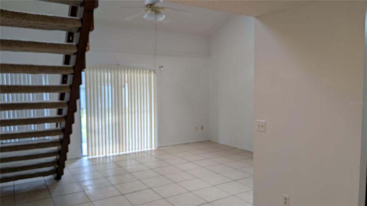 2702 Tally Ho Ave - Photo 5 of 10