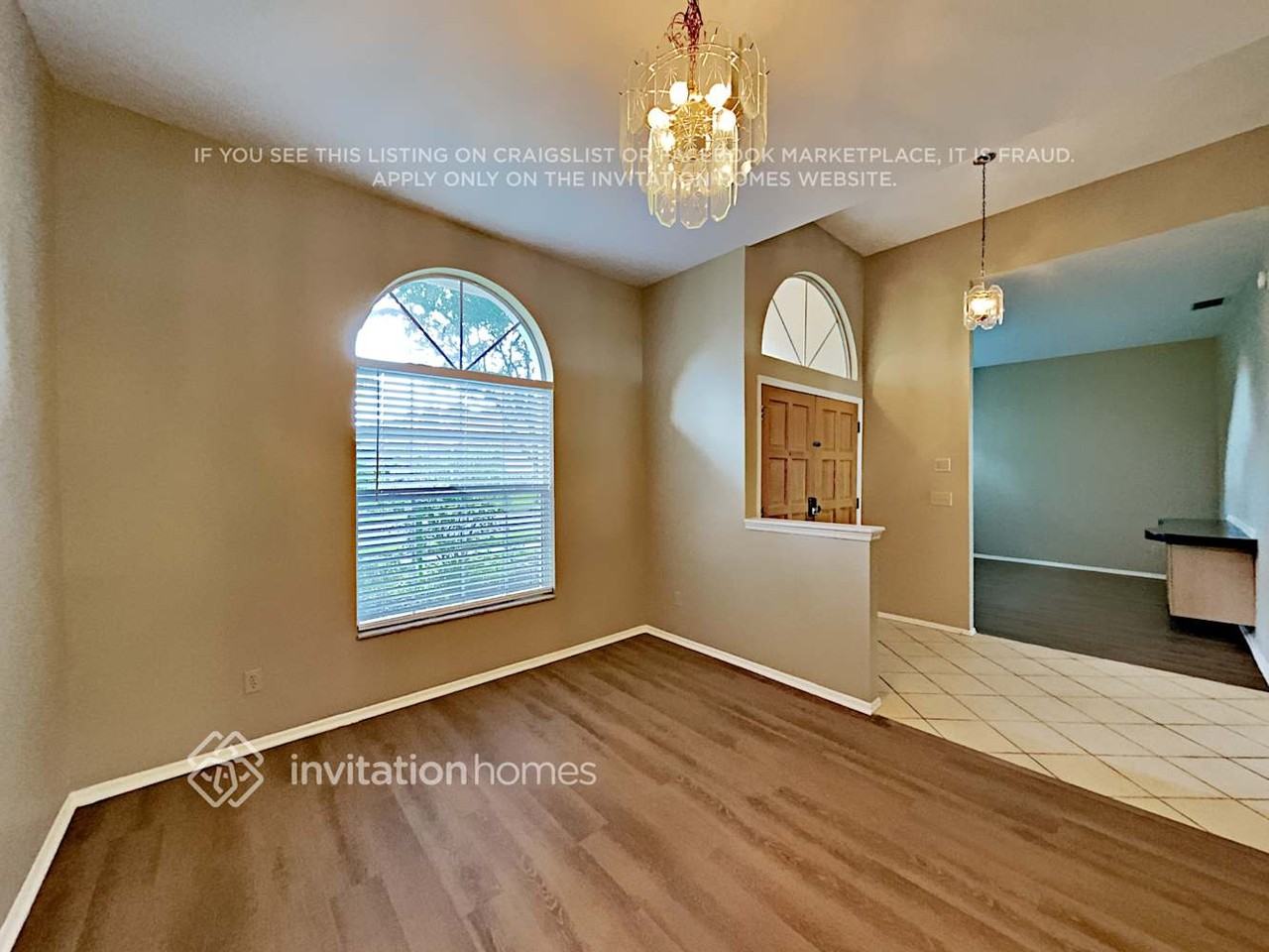 9641 Norchester Cir - Photo 3 of 18