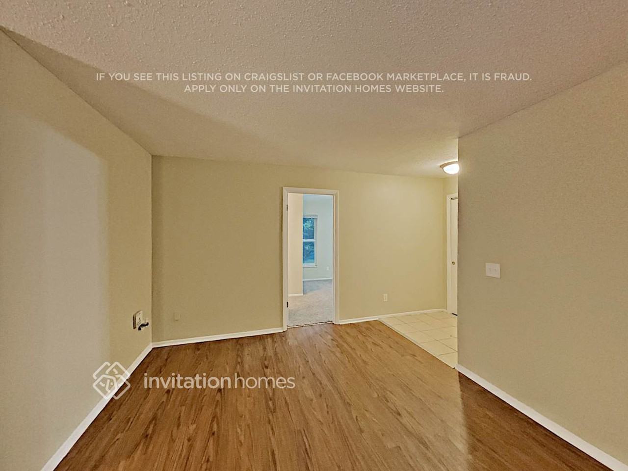 144 Mark David Blvd - Photo 4 of 18