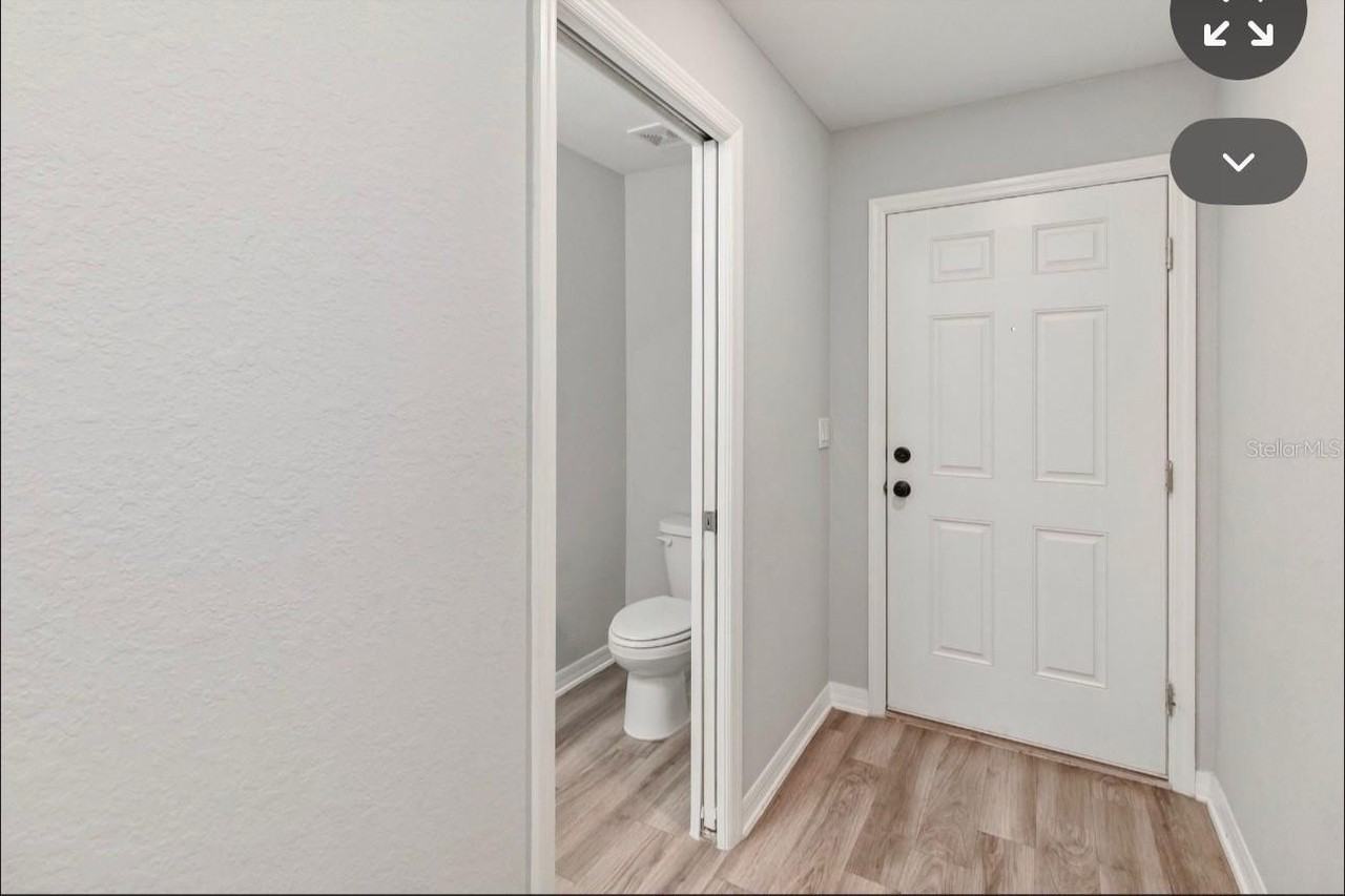 2917 Fieldwood Cir - Photo 2 of 11