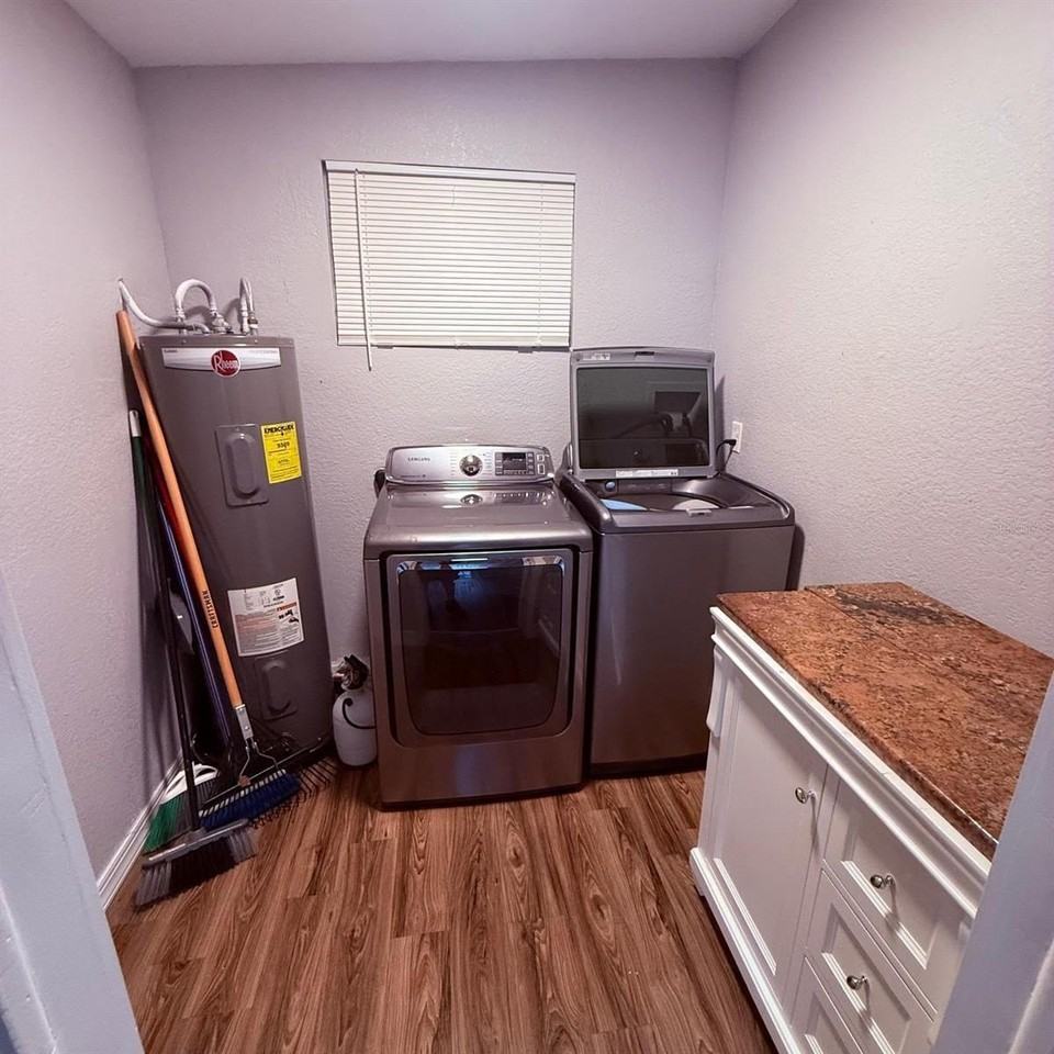 2940 Lake Margaret Dr - Photo 6 of 15