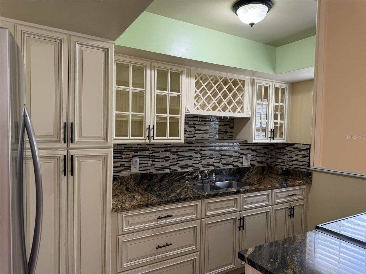 1316 Mill Creek Pl - Photo 3 of 7