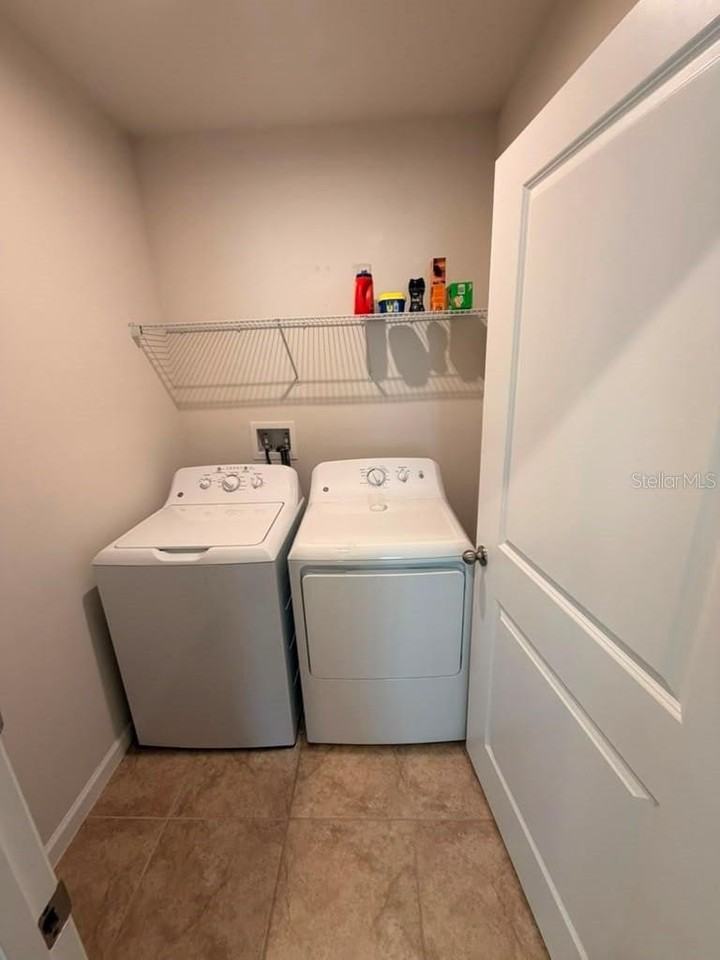 1052 Kobuk St - Photo 5 of 14