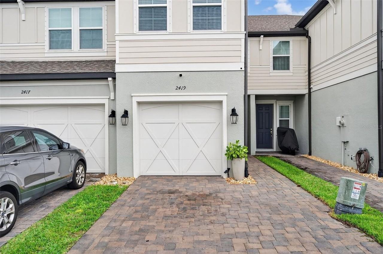 2419 Foggy Creek Cir - Photo 2 of 45