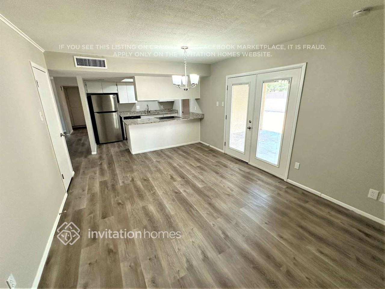 617 E Carmen St - Photo 3 of 8