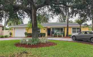 featured image of 328 Carl Ave