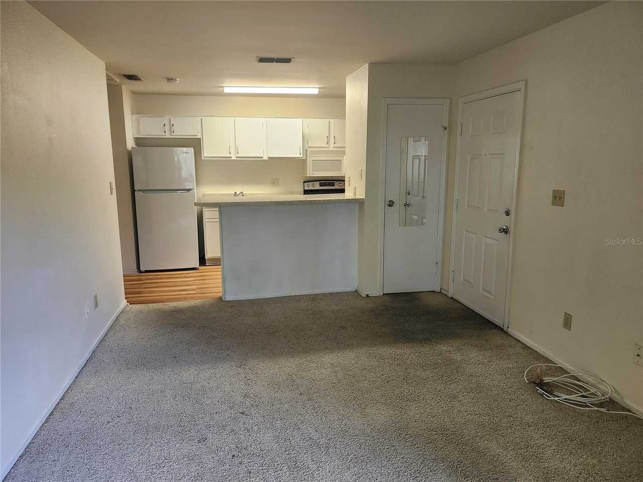 1400 Gandy Blvd N #116 - Photo 6 of 16