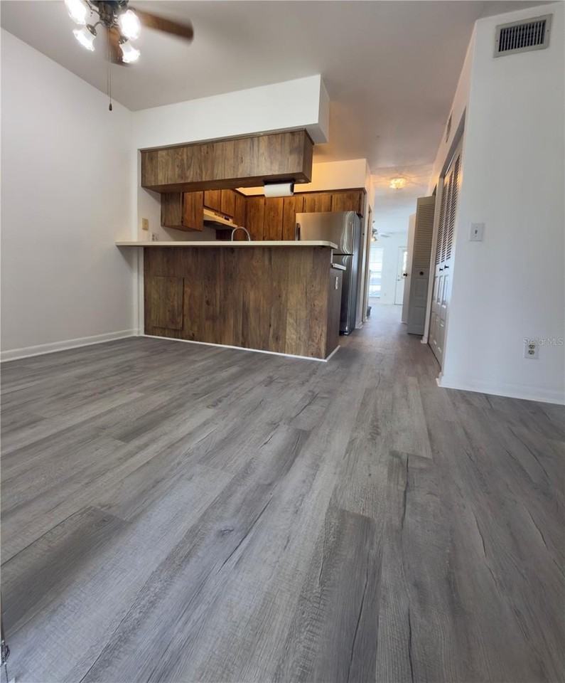 6630 121st Ave #6 - Photo 5 of 32