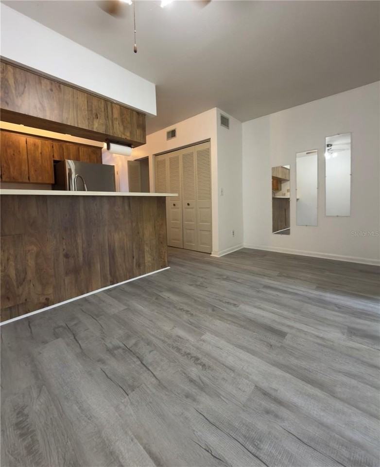 6630 121st Ave #6 - Photo 6 of 32