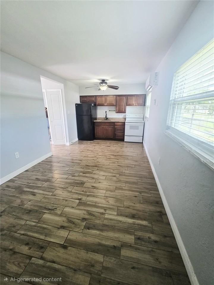 2807 41st Ave N #3 - Photo 6 of 10