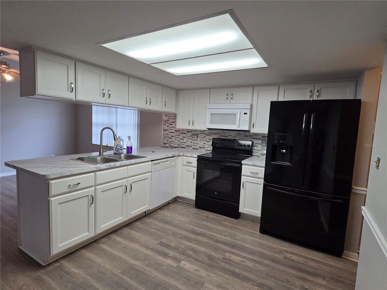 7005 Pin Cherry Ln - Photo 6 of 11