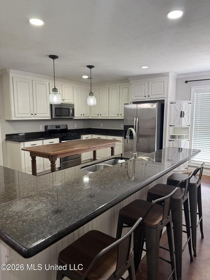 107 Millhouse Dr - Photo 4 of 24