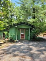 featured image of 368 Town Hill Rd W