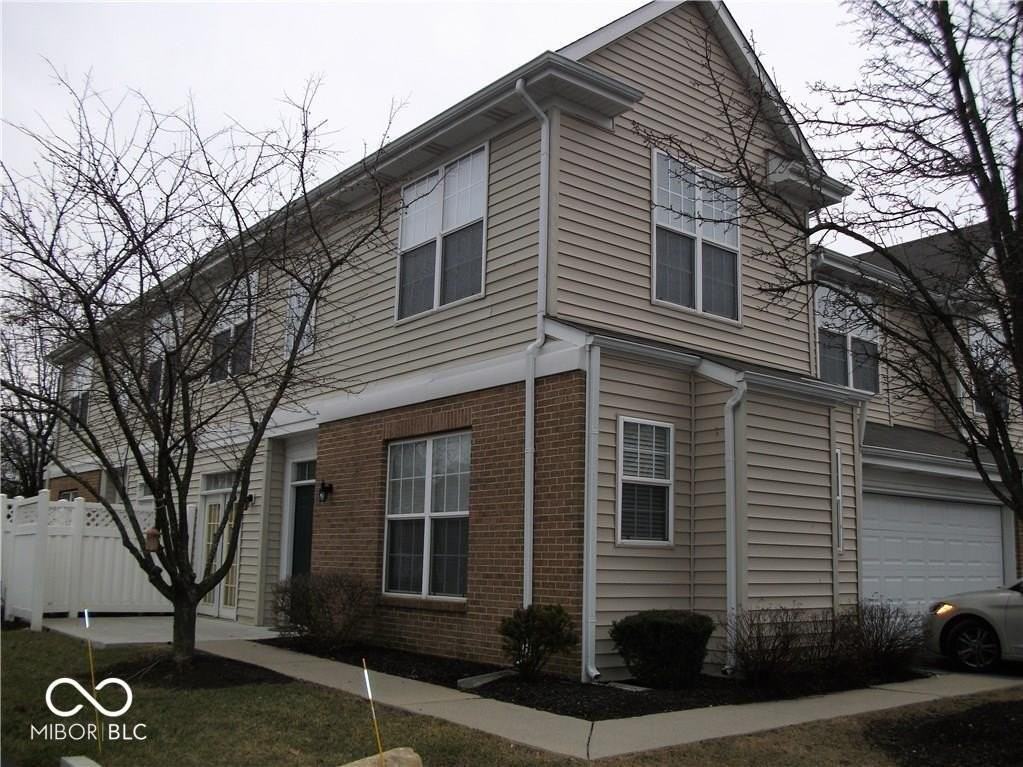 2215 Colfax Ln - Photo 3 of 22