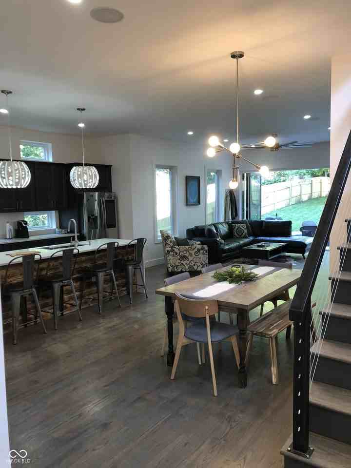 1309 Jefferson Ave - Photo 2 of 32