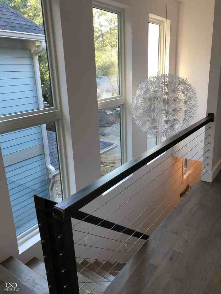 1309 Jefferson Ave - Photo 6 of 32