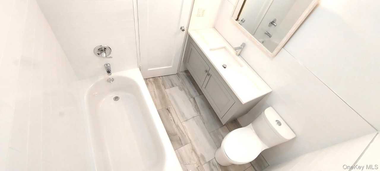 48 Medway Ave - Photo 7 of 17