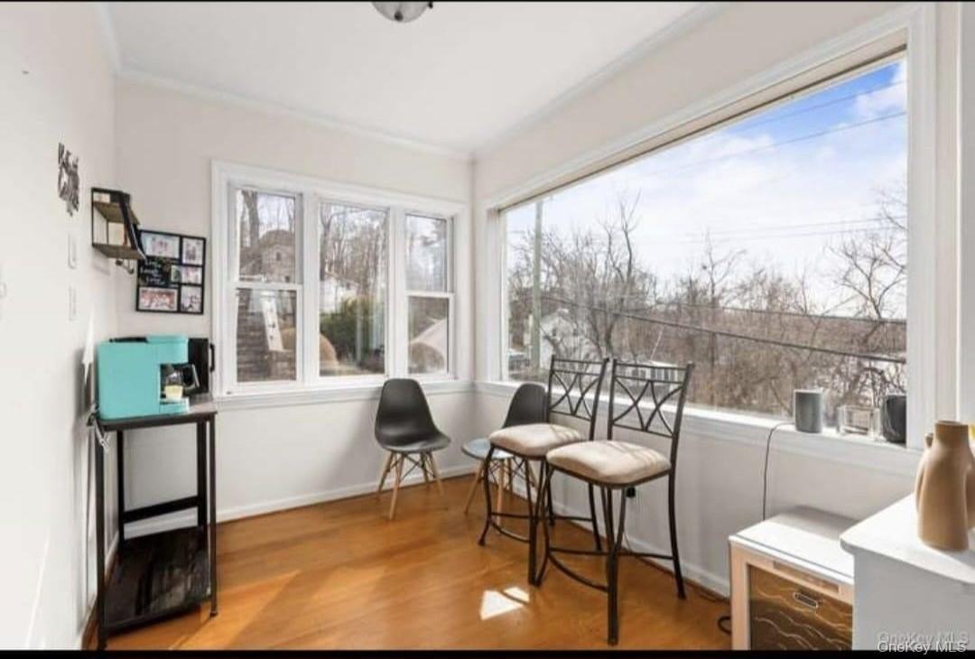 3404 Mohegan Ave - Photo 3 of 13