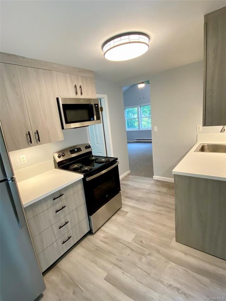 12 Red Brook Rd - Photo 6 of 20