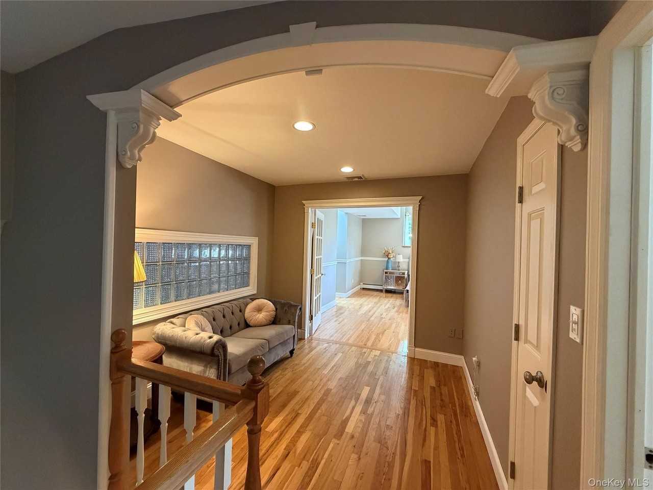 24 Arlington Ave - Photo 6 of 19