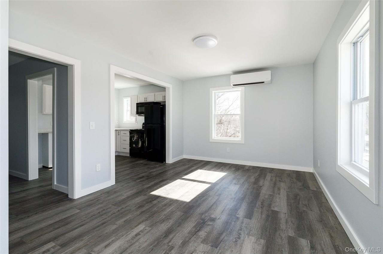 68 Clark St #2ndFL - Photo 6 of 15
