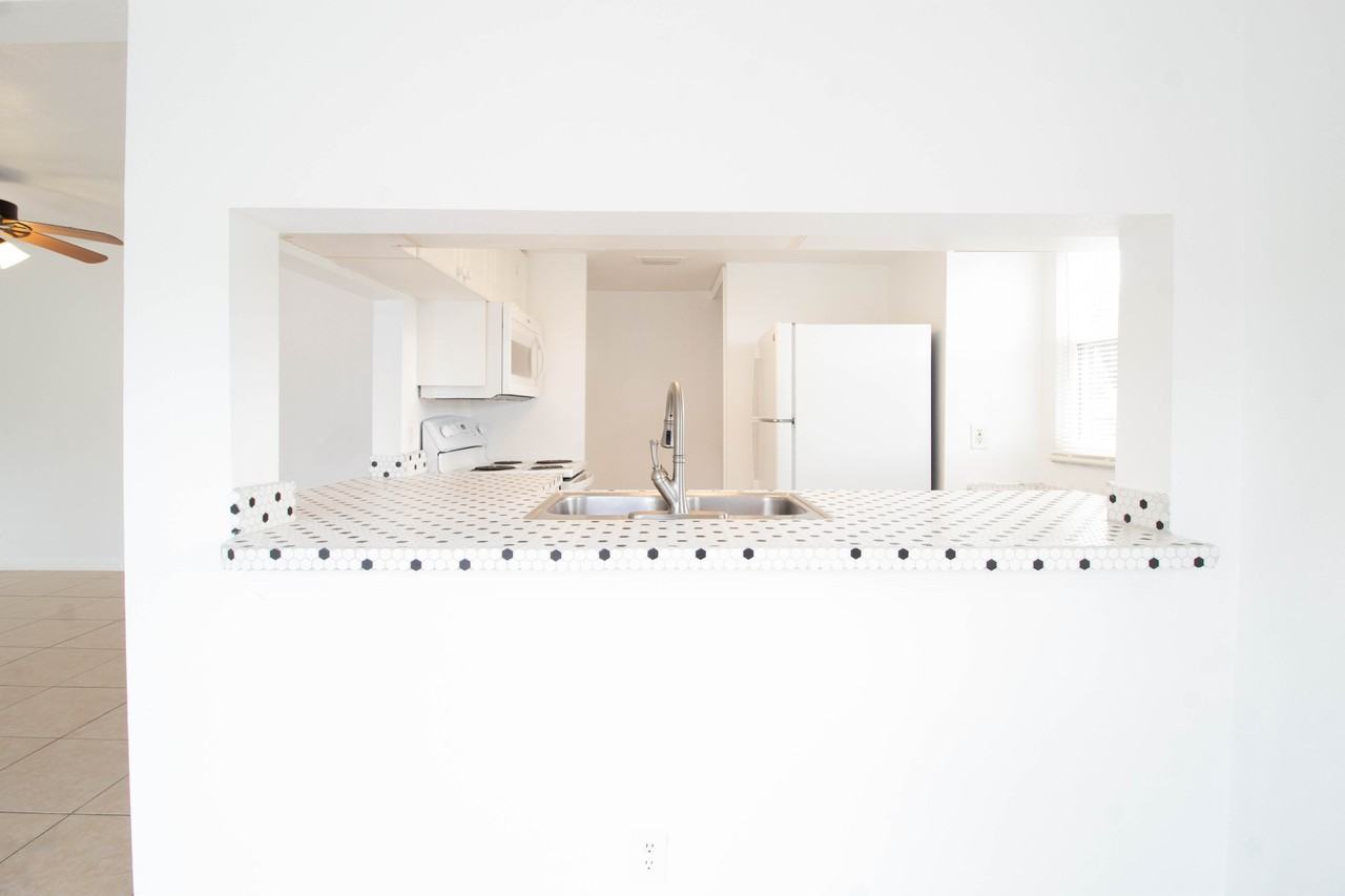 275 Mango Dr #A - Photo 6 of 36