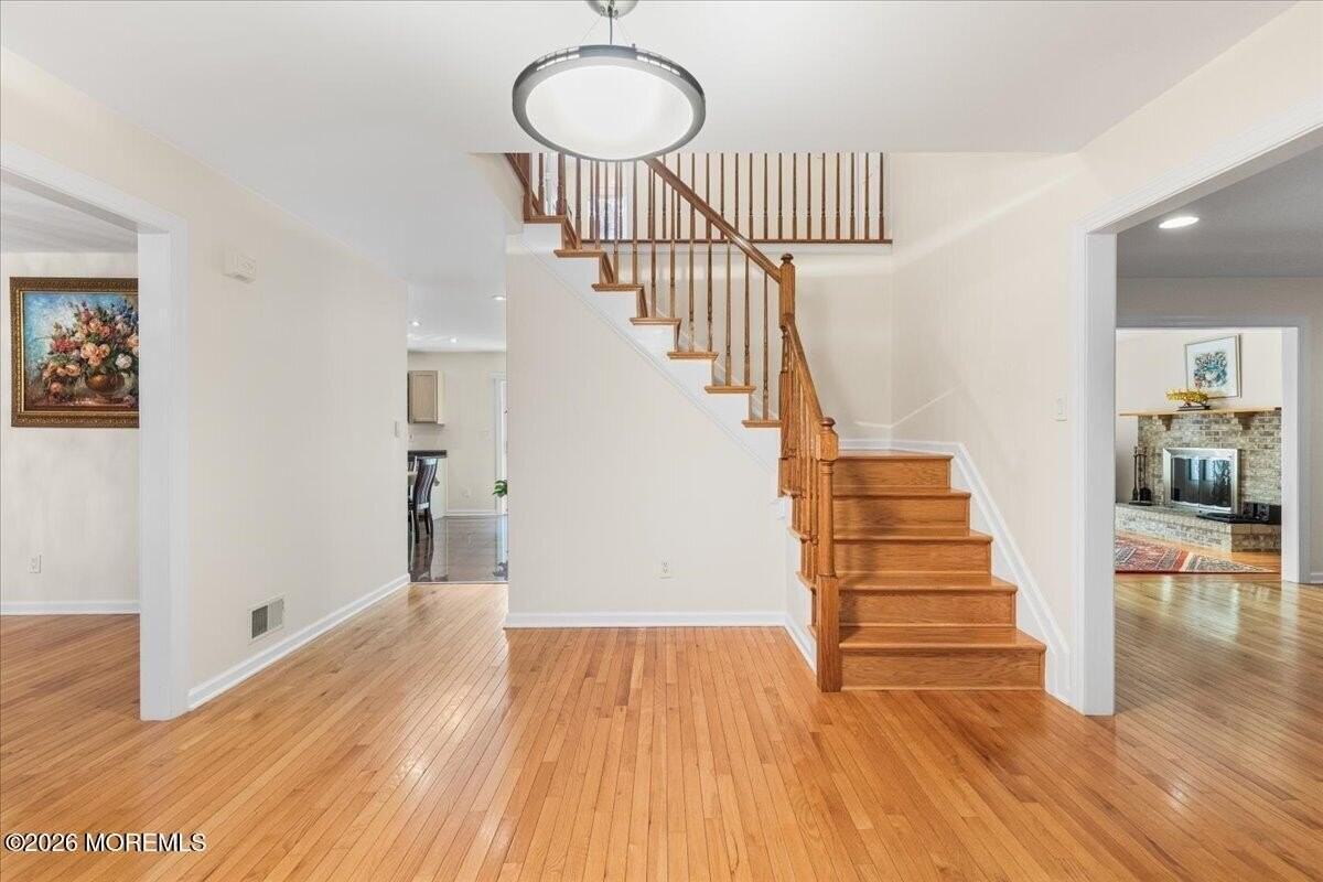 25 Ryan Rd - Photo 4 of 31
