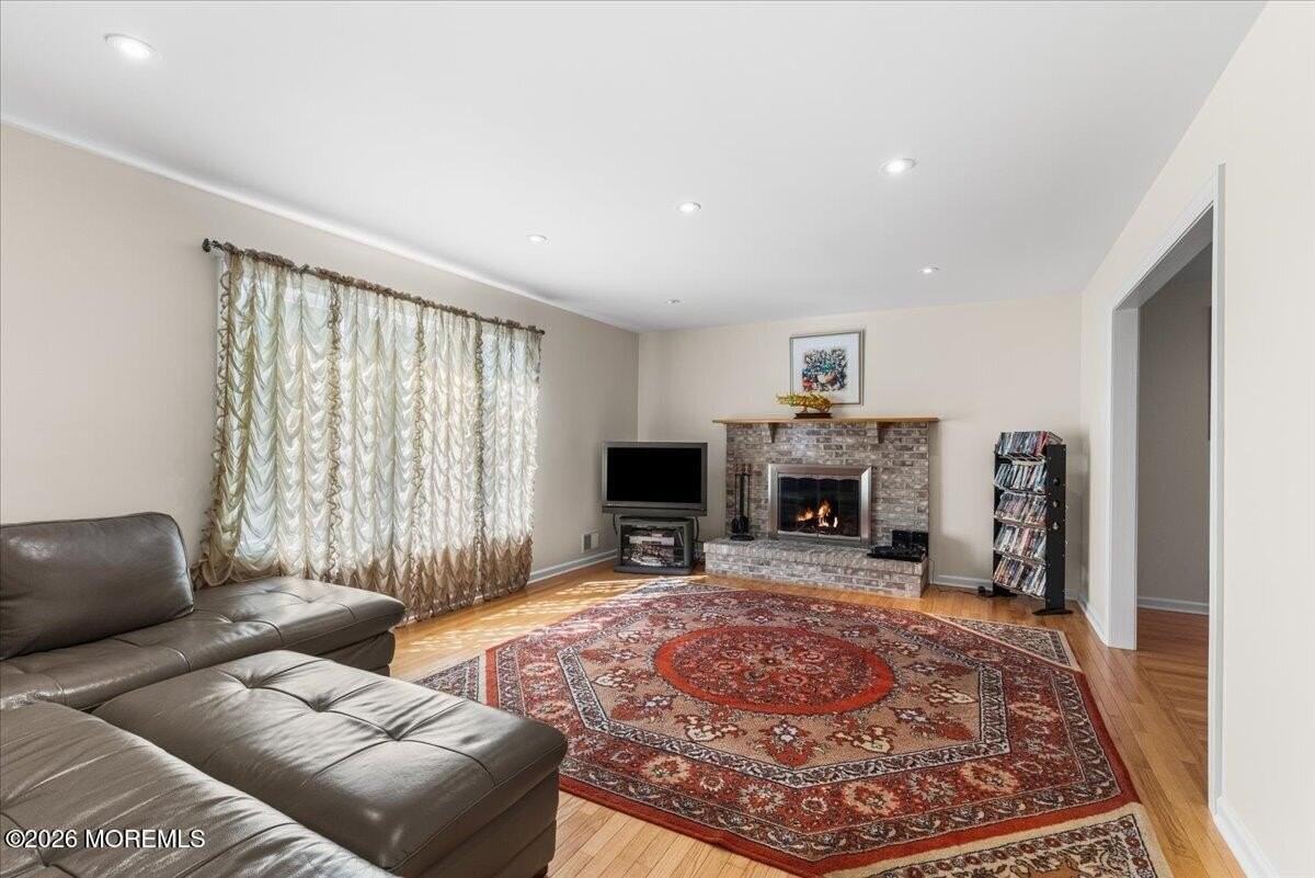 25 Ryan Rd - Photo 7 of 31