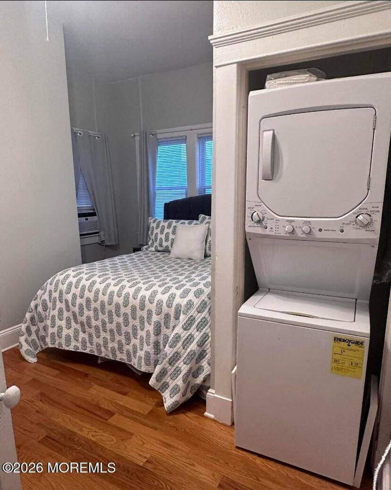 44 Riverdale Ave - Photo 6 of 9