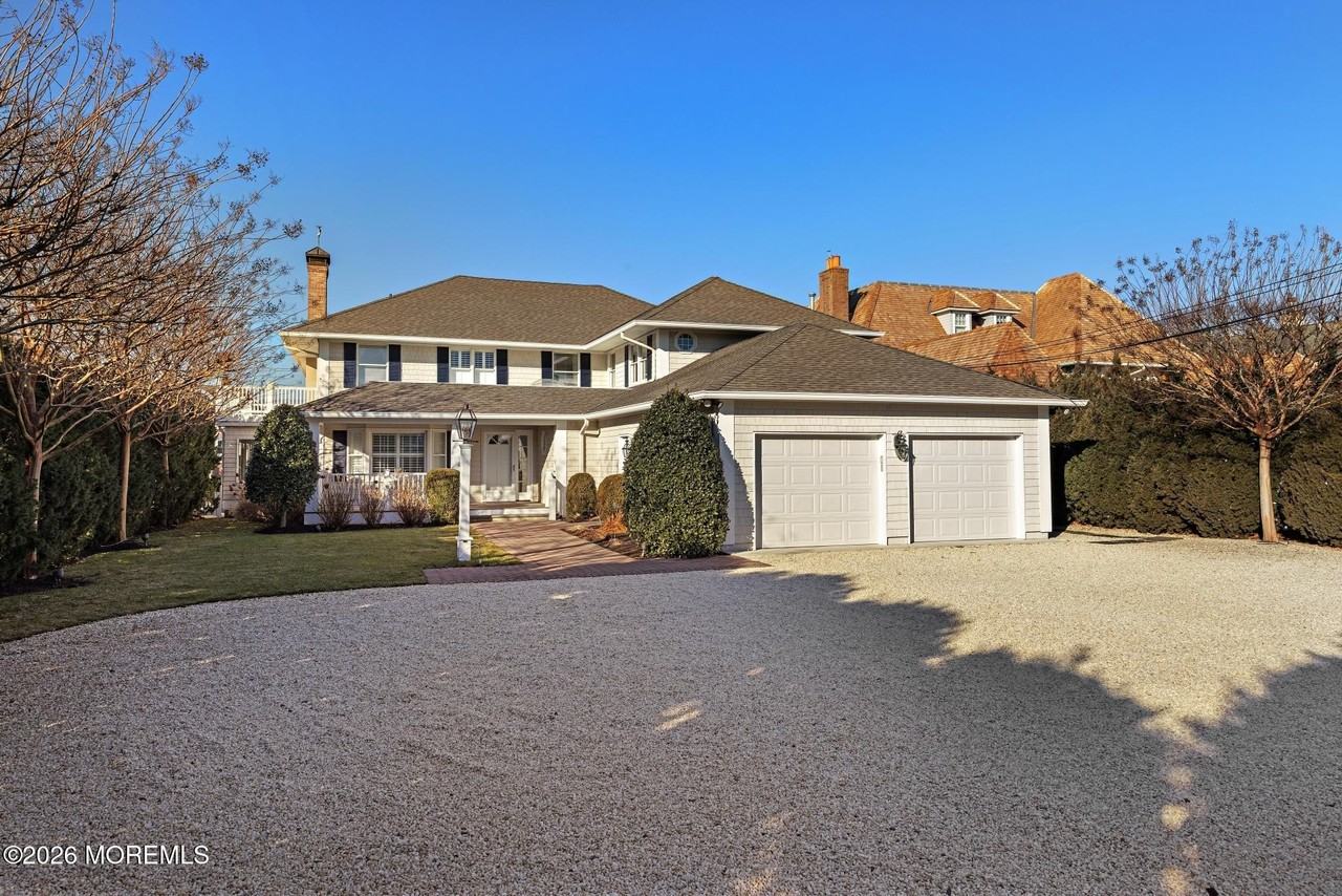 954 Barnegat Ln - Photo 2 of 50