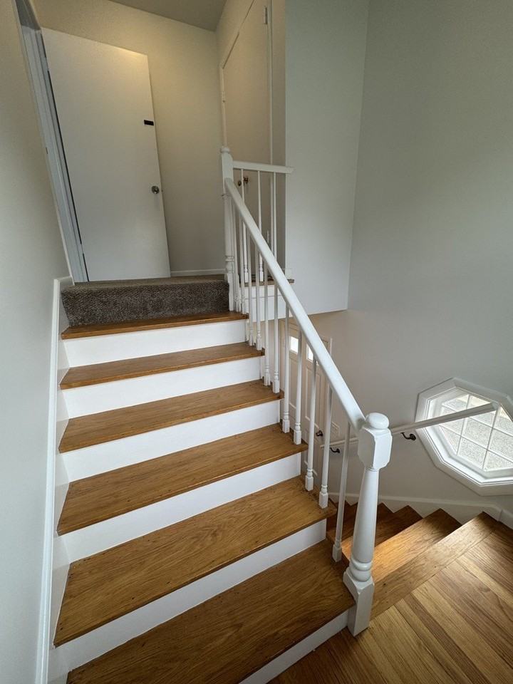 578 Ivy Ct - Photo 3 of 12