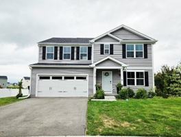 featured image of 1747 Goldenrod Turn