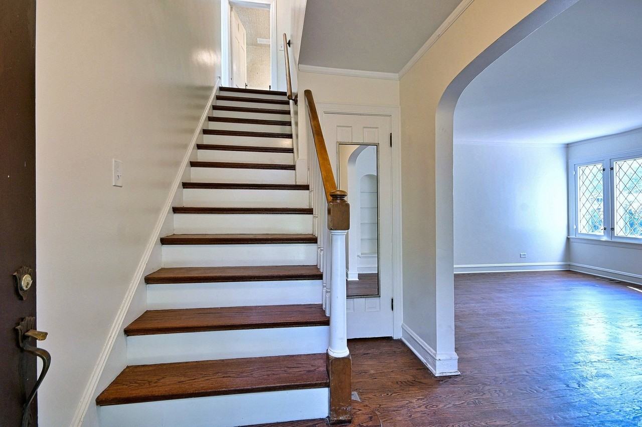2147 N 78th Ave - Photo 5 of 46