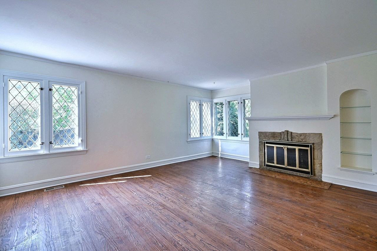 2147 N 78th Ave - Photo 7 of 46