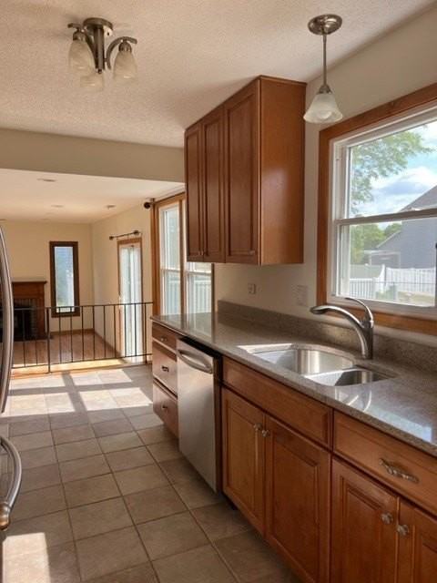 2135 Derby Ct - Photo 6 of 11