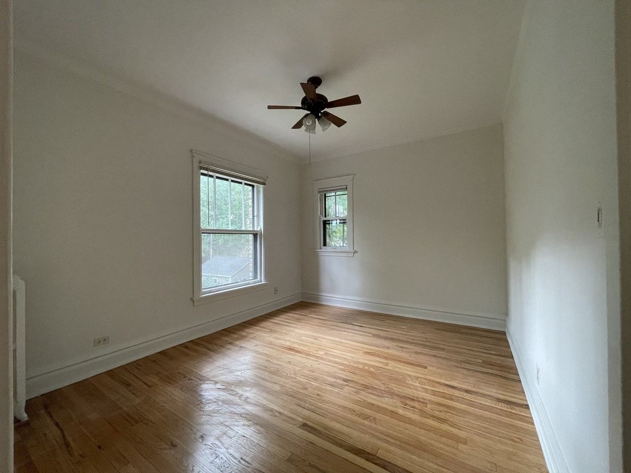 1233 Judson Ave #2E - Photo 7 of 18