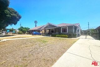 648 N Heliotrope Dr - Photo 4 of 8