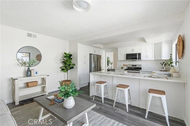 24420 Alliene Ave #3 - Photo 7 of 8