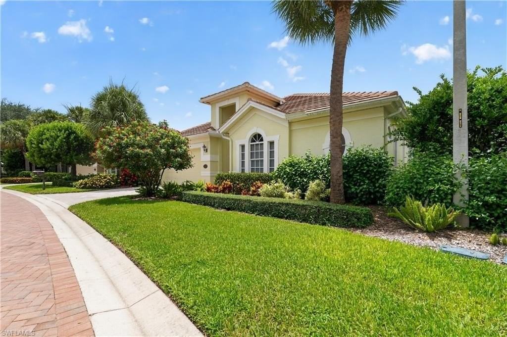 2317 Island Cove Cir - Photo 3 of 37