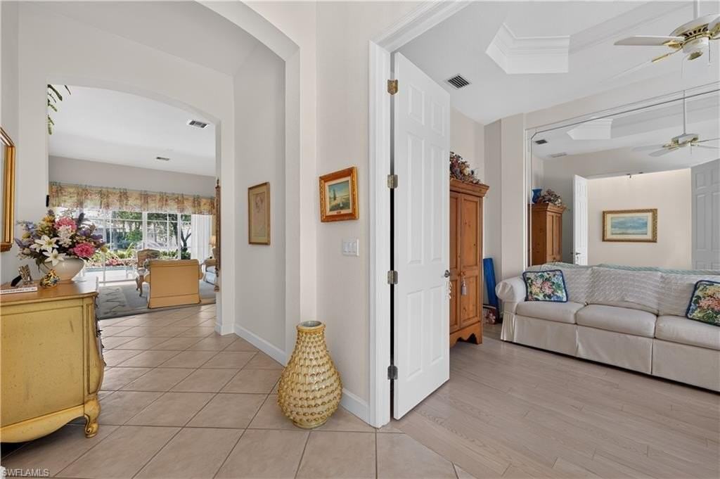 2317 Island Cove Cir - Photo 5 of 37