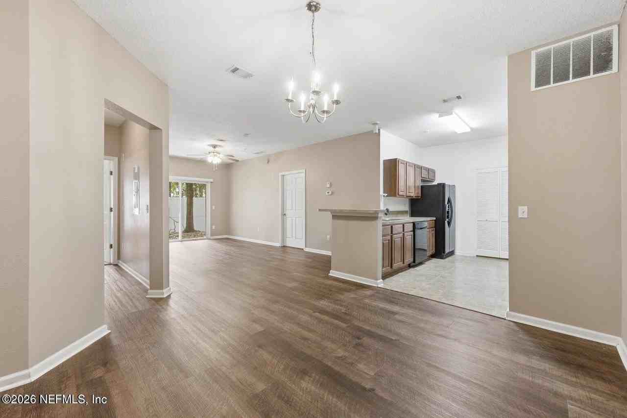 3680 Kirkpatrick Cir #4 - Photo 6 of 30