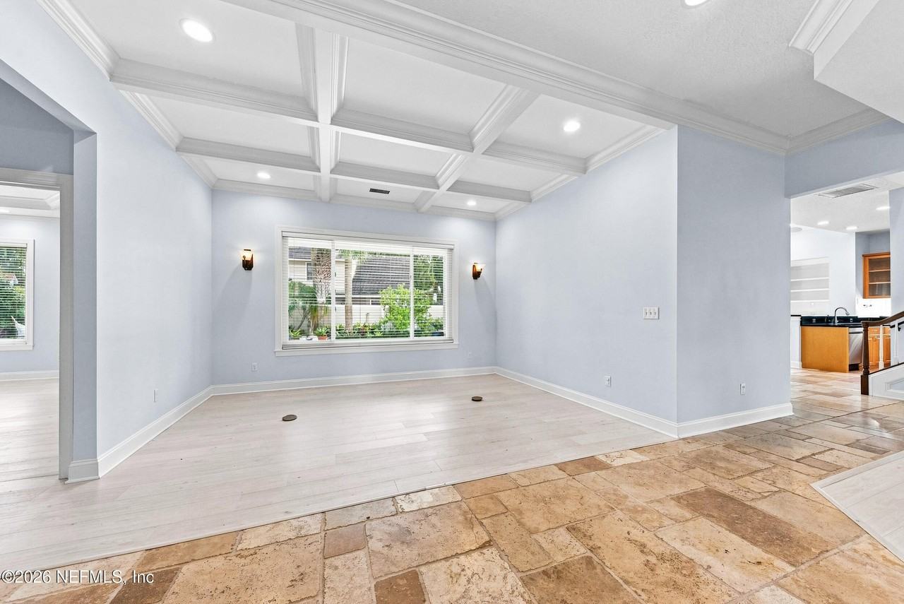 38 Tallwood Rd - Photo 7 of 40