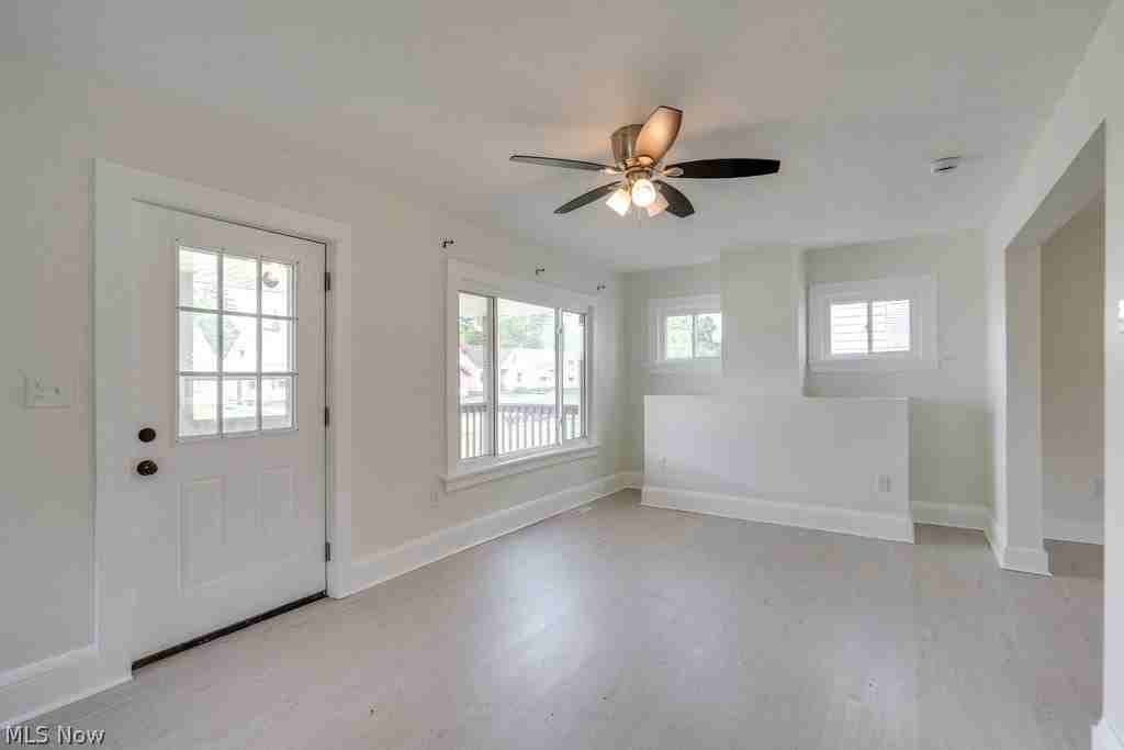 5141 Clement Ave - Photo 5 of 13