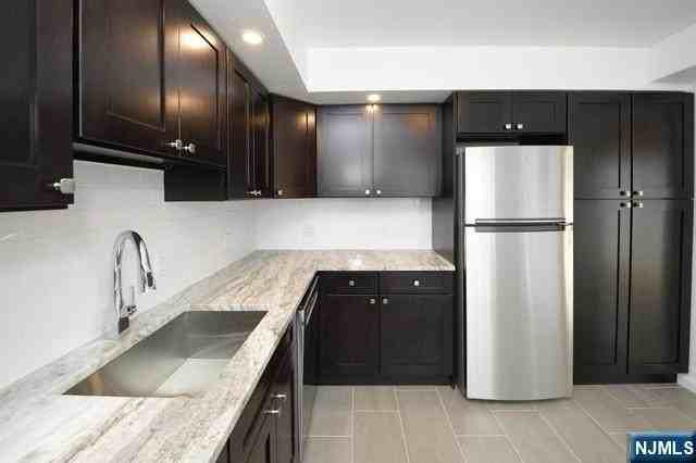 20 Ridge Rd #A5 - Photo 2 of 26