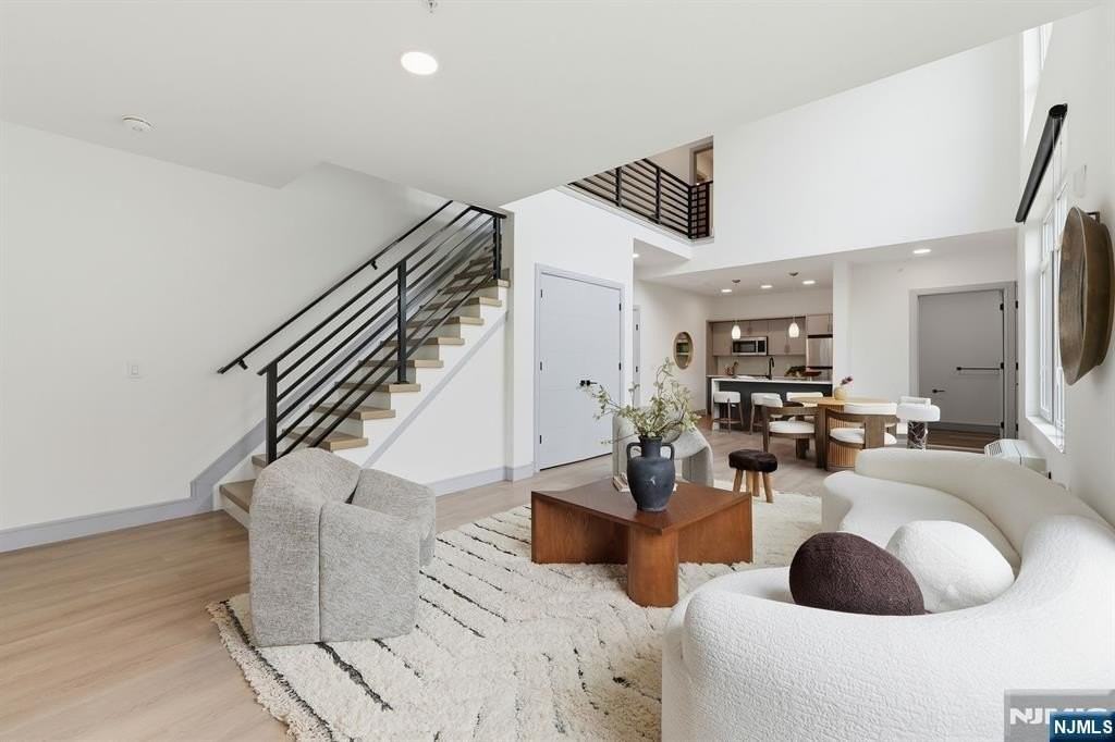 1435 10th St #409 - Photo 6 of 20