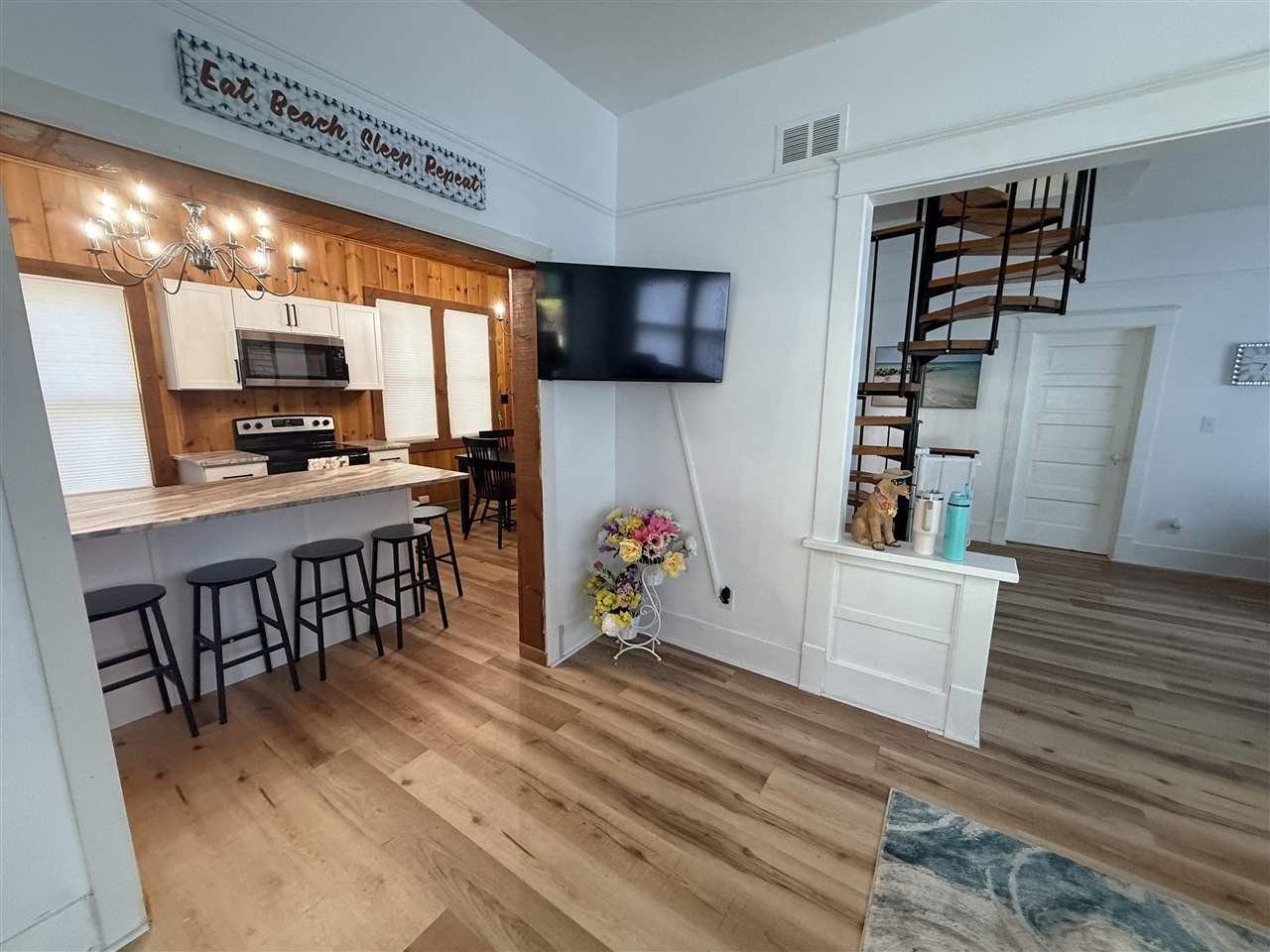 603 State St - Photo 5 of 30