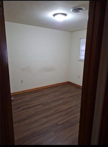 1402 Behrman Ave - Photo 7 of 14