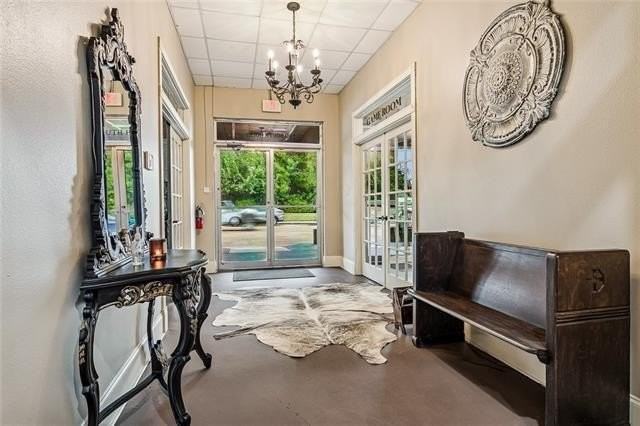 112 S Holly St #C - Photo 4 of 28