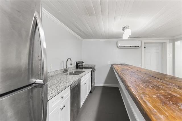 2601 Danneel St - Photo 4 of 12