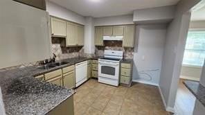 808 Howell Dr - Photo 5 of 14